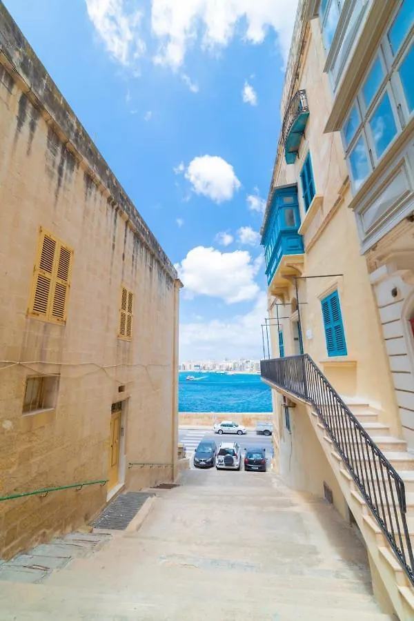 Central Valletta Townhouse-Hosted By Sweetstay